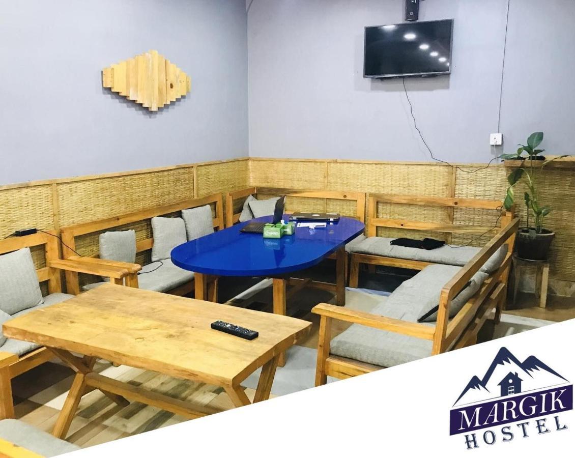 Margik Backpackers Hostel Pokhara Exterior foto