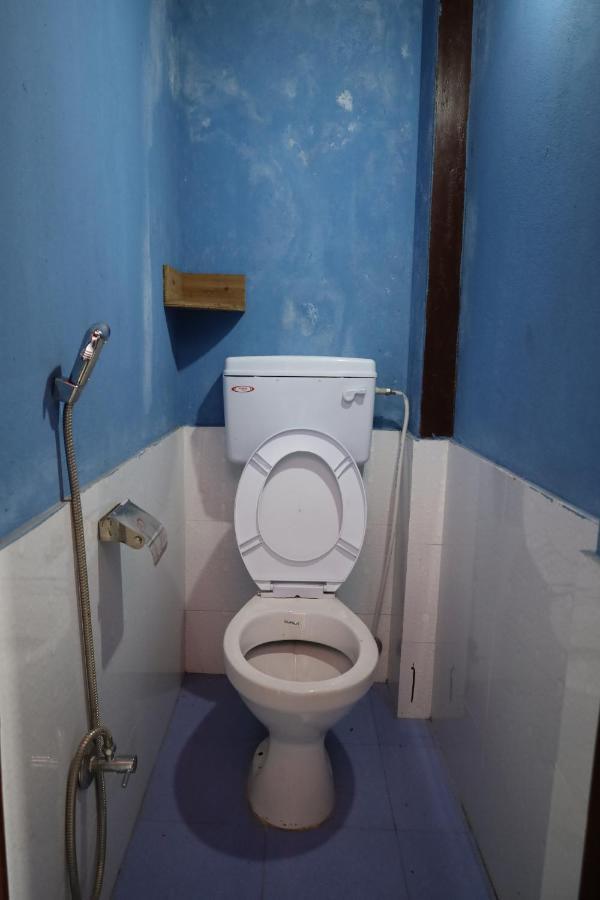 Margik Backpackers Hostel Pokhara Exterior foto