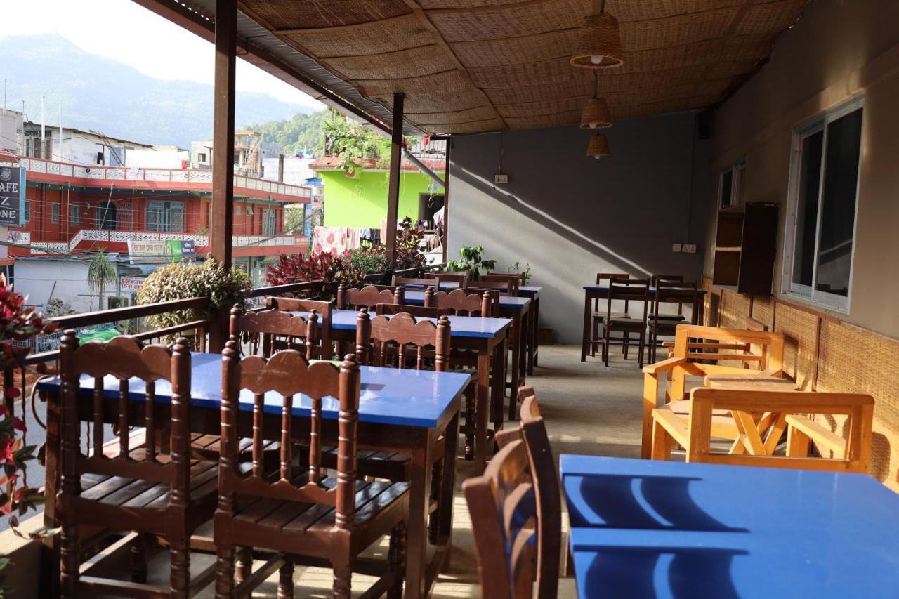Margik Backpackers Hostel Pokhara Exterior foto